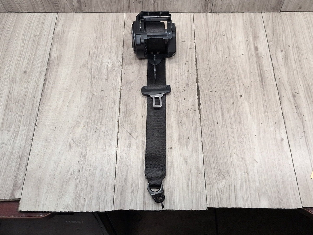 OEM BMW F90 M5 G30 530 540 Rear Left Right Upper Seatbelt Seat Belt Retractor
