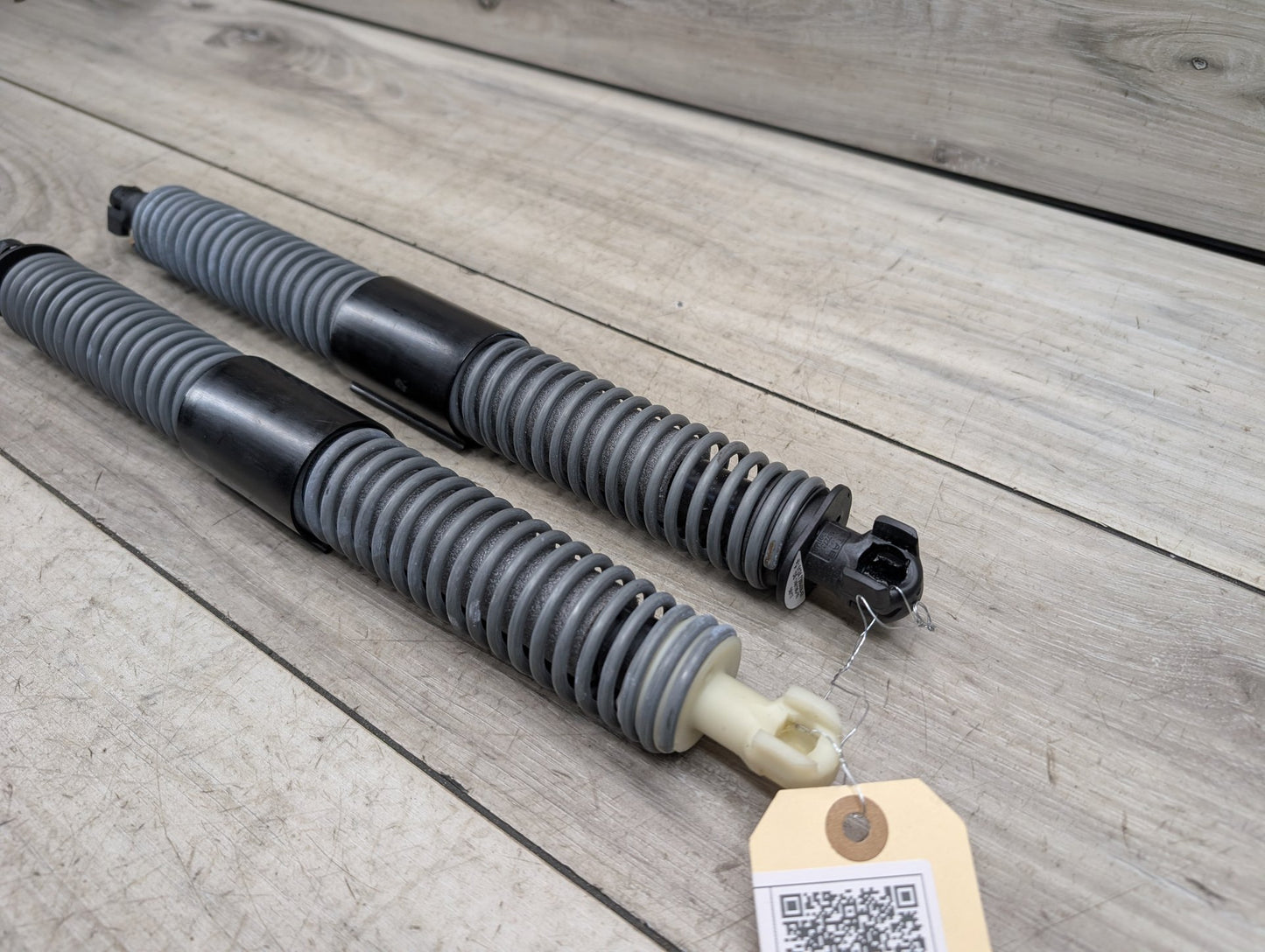 2017-2023 BMW 530i G30 Rear Left Right Liftgate Trunk Lid Strut Shock Supports SET 7366406