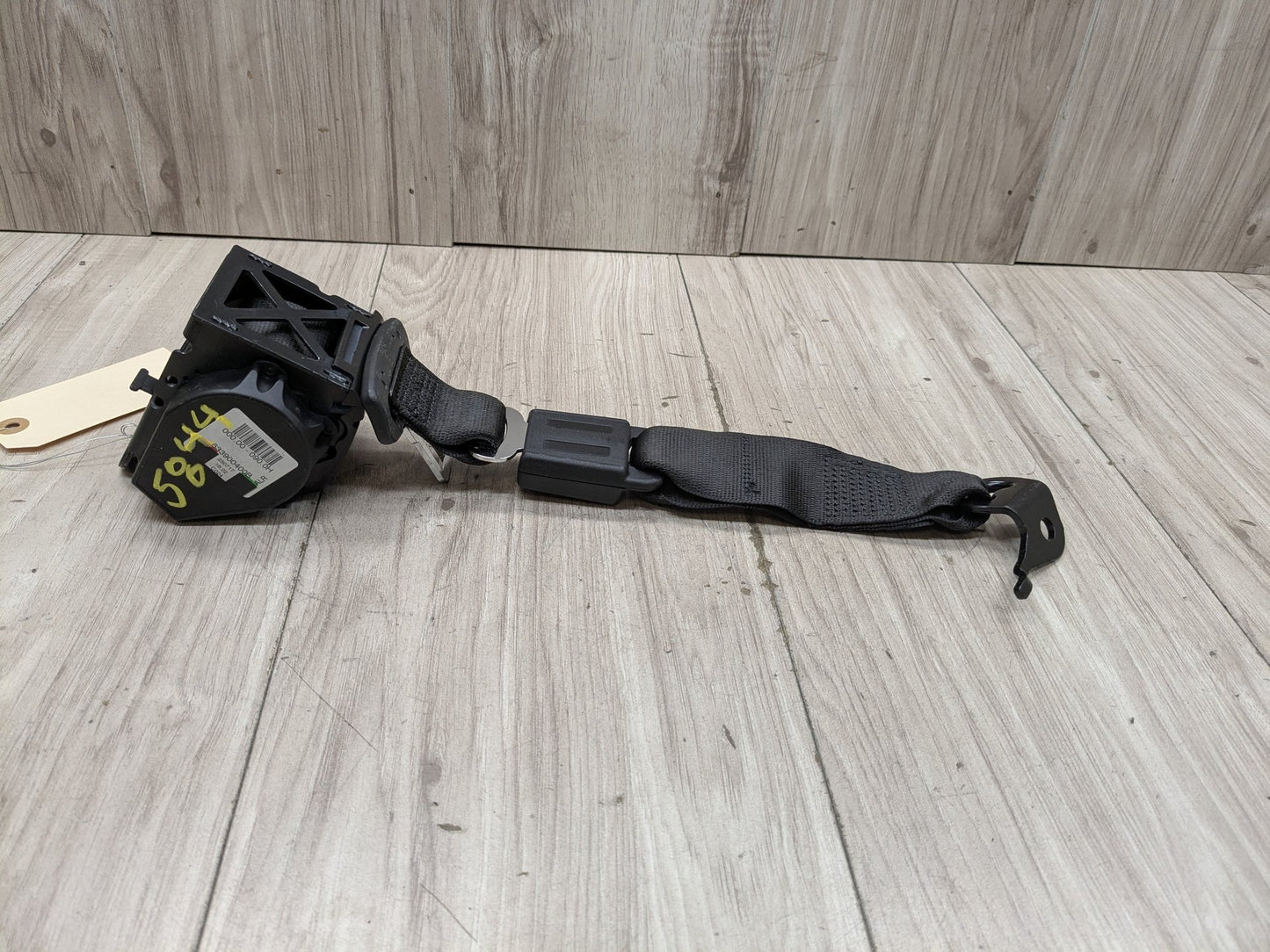 OEM BMW F90 M5 G30 530 540 Rear Center Middle Upper Seatbelt Seat Belt Retractor