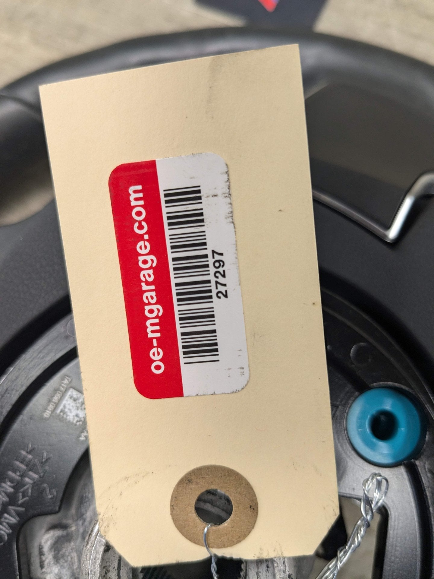 2018 BMW 550i G30 Steering Wheel Assembly Has Key. 30k miles in middle o 2021