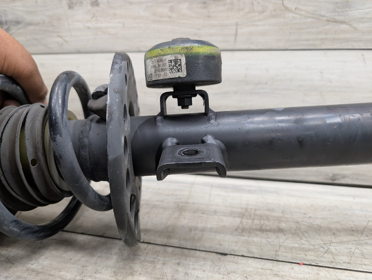 18-25 OEM BMW G01 G02 X3 X4 M40iX Front Left Driver Spring Strut Shock 6880605