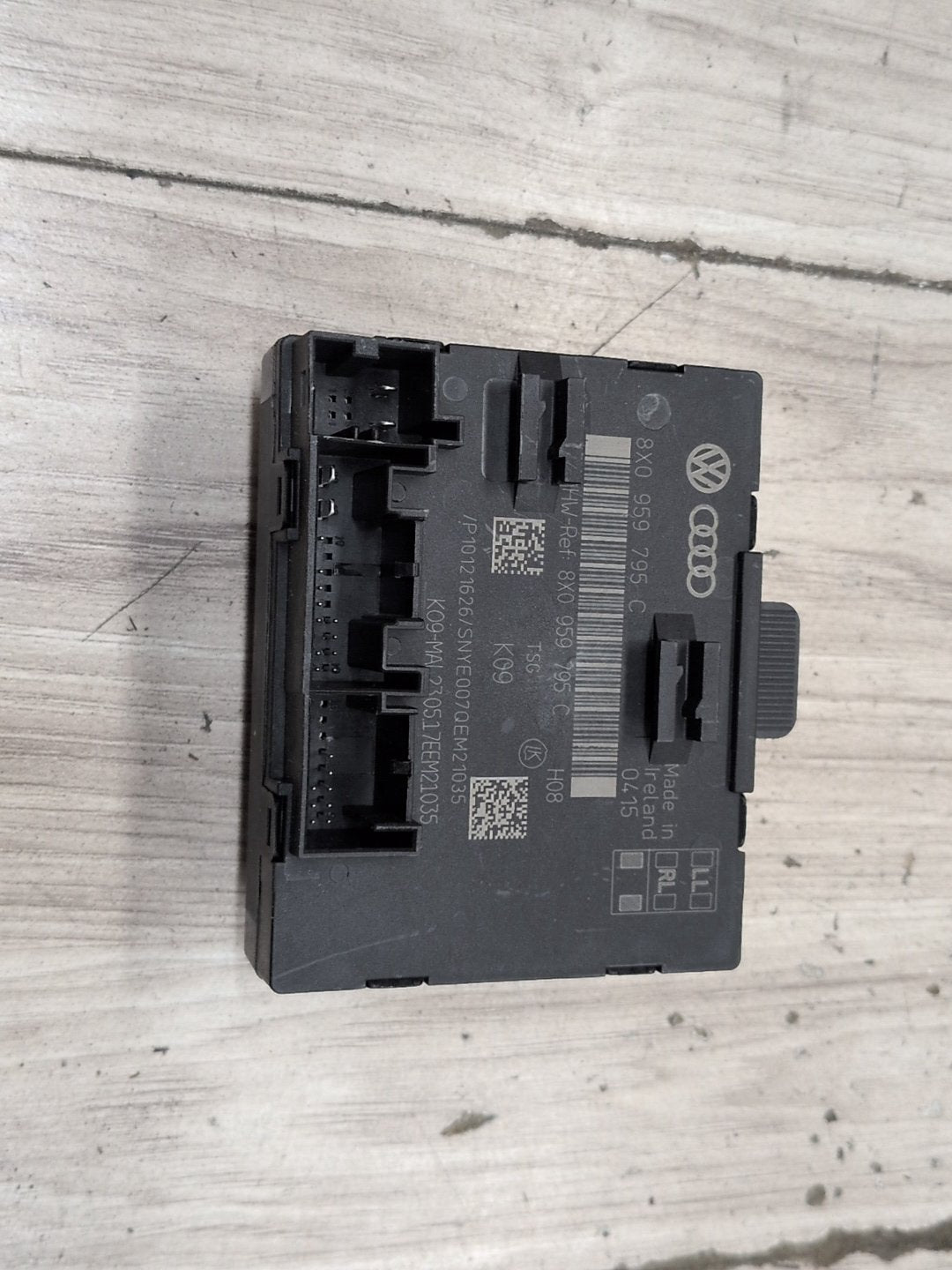15-18 OEM Audi Q3 Rear Left or Right Window Door Control Module PN: 8X0959795C