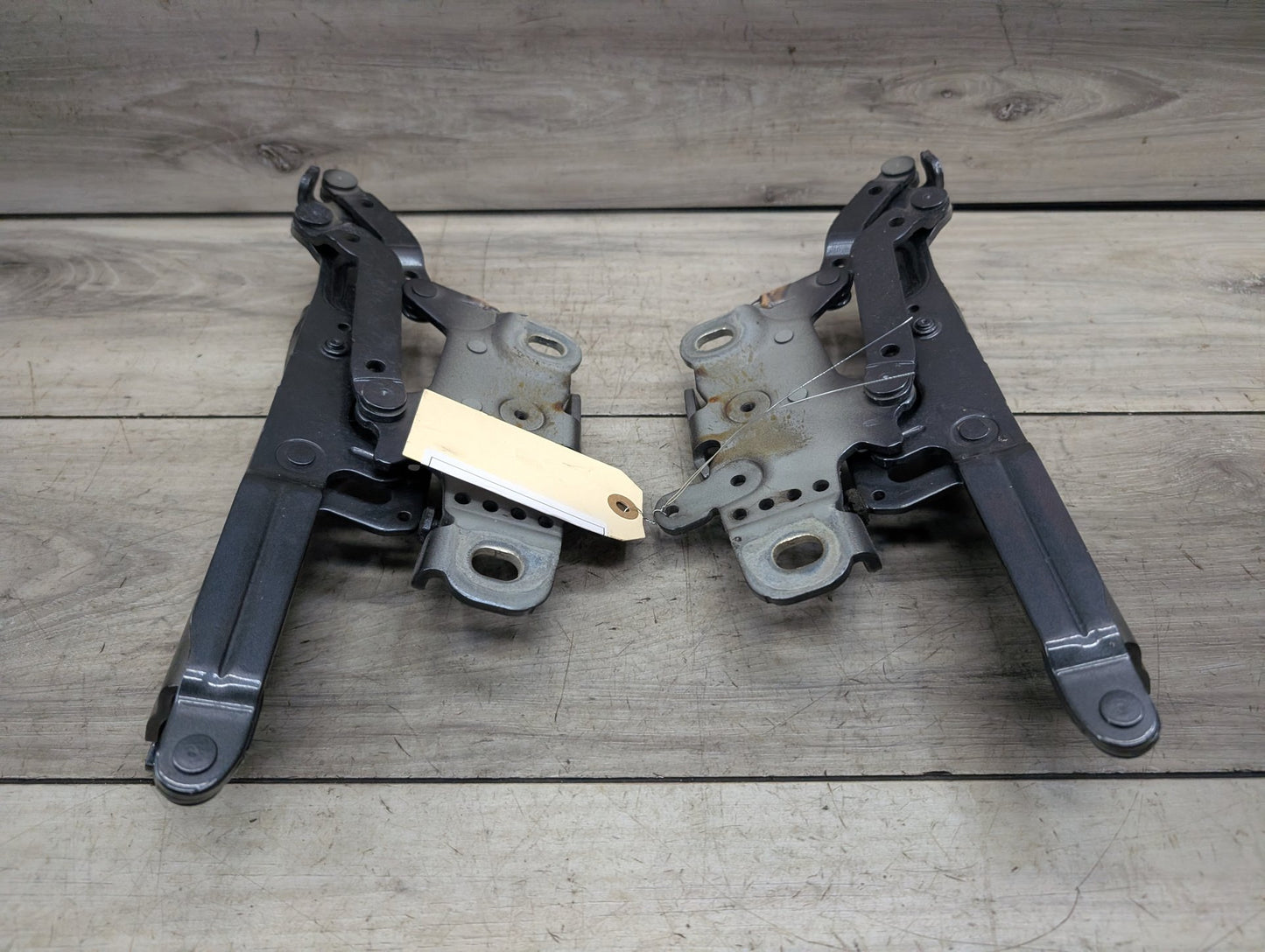 OEM BMW F22 F23 F30 F32 F33 F36 F80 F82 F83 F87 Left Right Side Hood Hinges PAIR
