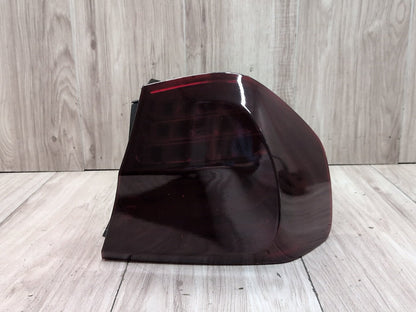 09-11 OEM BMW E90 328 335 M3 LCI Rear Right Passenger Side Outer Tail Light