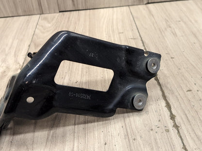 2019 - 2026 BMW X5 G05 Front Right Passenger Fender Brackets SET 7418216 N63B44M3