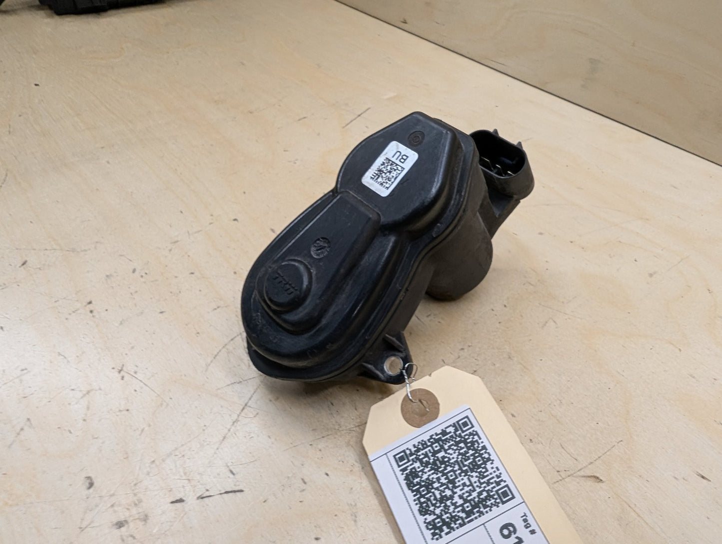 OEM BMW F06 F10 F12 F13 F25 I12 Rear Left or Right Brake Caliper Electric Motor