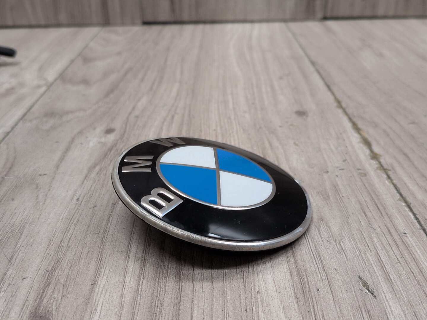 OEM BMW G01 G05 G30 G45 G60 G90 X3 X5 Hood Trunk Emblem Badge Symbol Logo 82mm