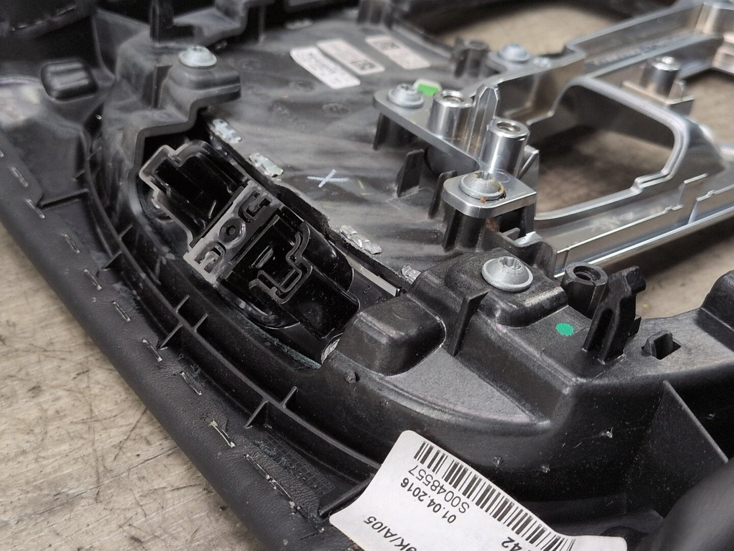 2016 - 2022 BMW 750i G12 Center Console Trim 9330615 N63B44O2