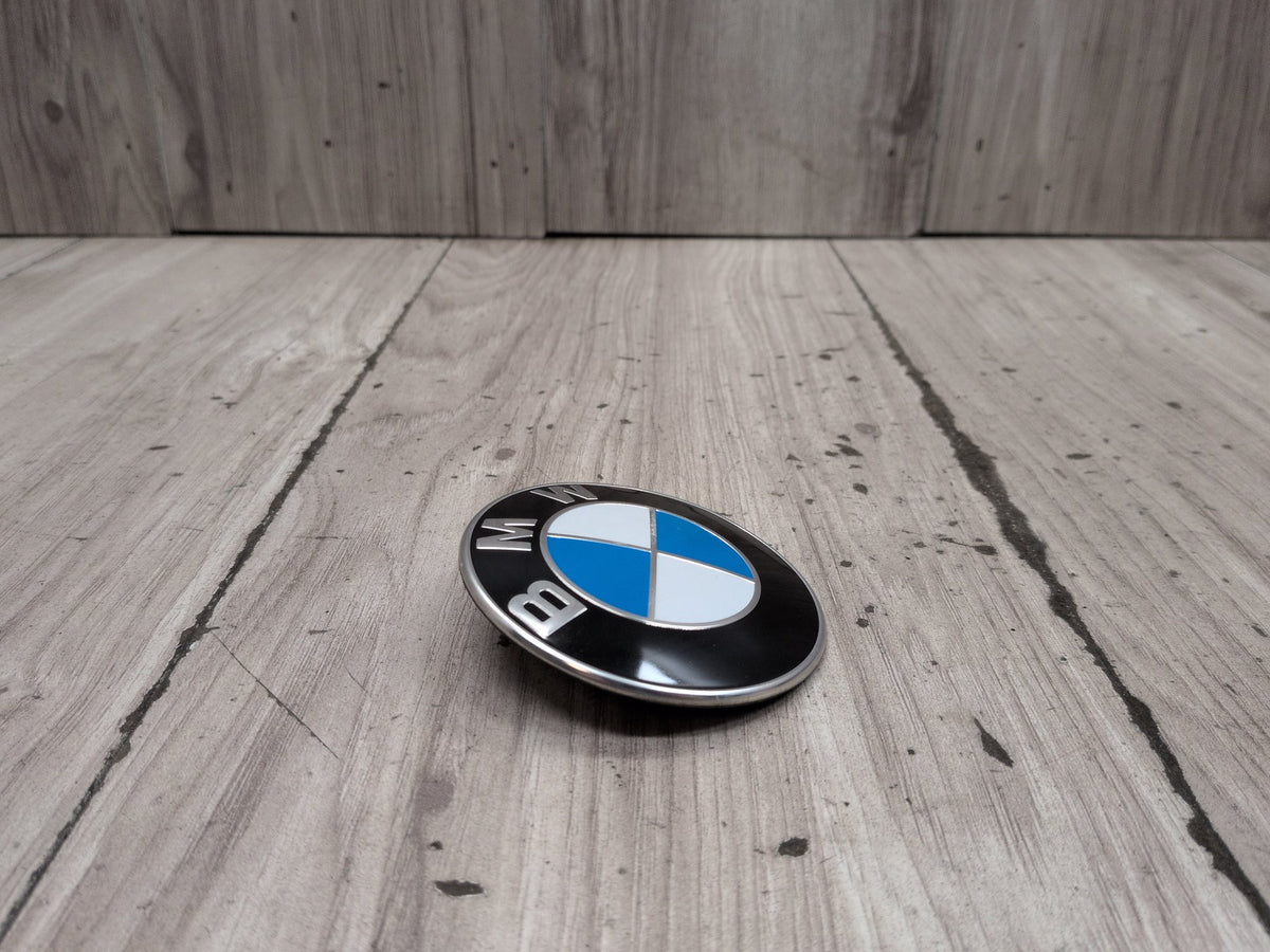 OEM BMW E82 E92 F02 F10 F22 F30 F44 F82 Rear Trunk Lid Round Emblem Logo 82MM
