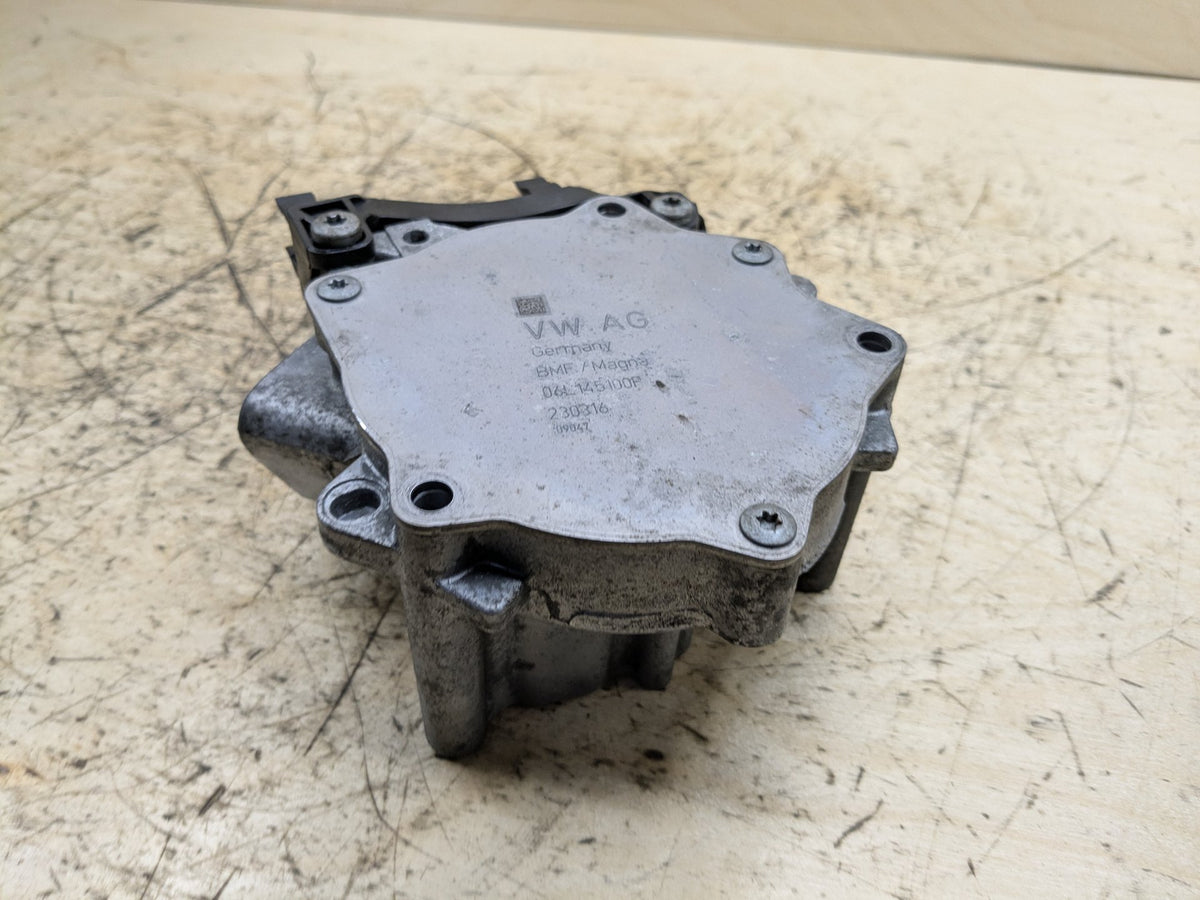 2012-2018 Audi C7 A6 CYNB Engine Motor Vacuum Pump 06L145100F