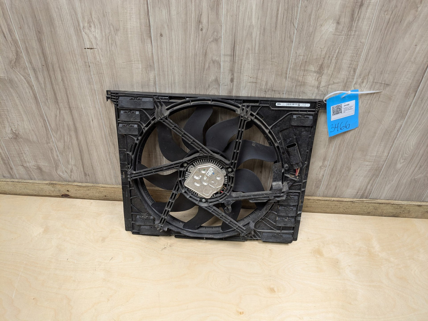 2019-2026 BMW 330i G20 Radiator Fan Shroud Housing w/ Motor 8666816