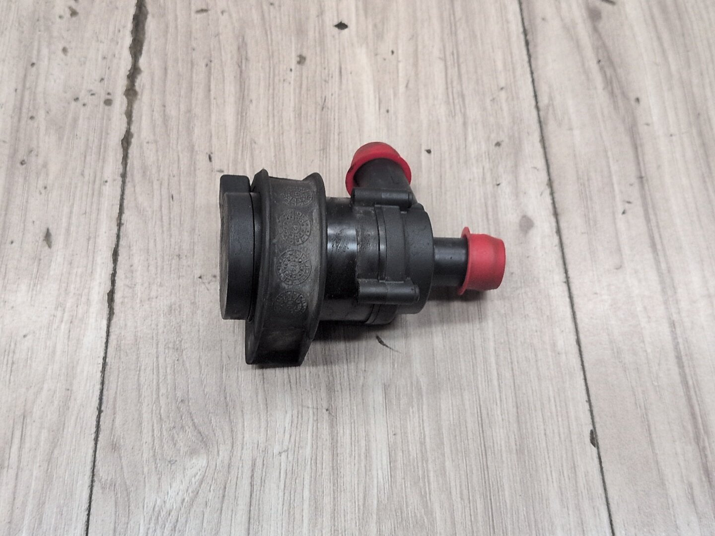 2015-2018 Audi 8U Q3 CCTA Engine Motor Cooling Auxiliary Water Pump 1K0965561J