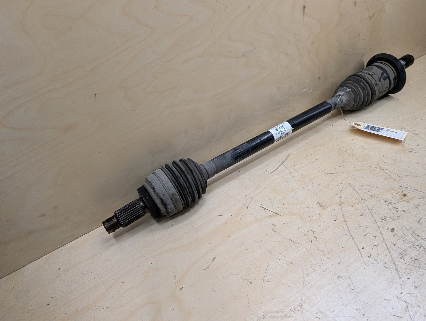 2012-2018 BMW 320i F30 Rear Left Driver Half Shaft Output CV Axle 7609351