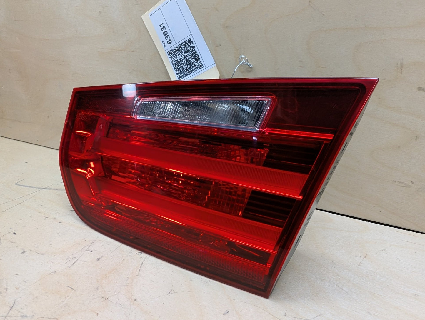 12-15 OEM BMW F30 F80 328 335 M3 Rear Right Passenger Side Inner Tail Light Lamp