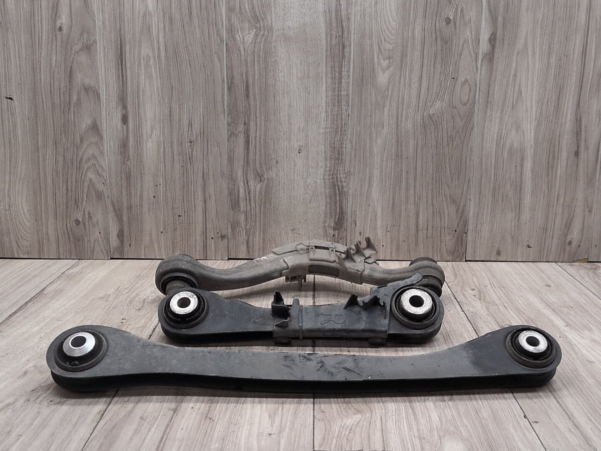 2017-2023 BMW M550i G30 Rear Right Passenger Control Arms SET 6861125