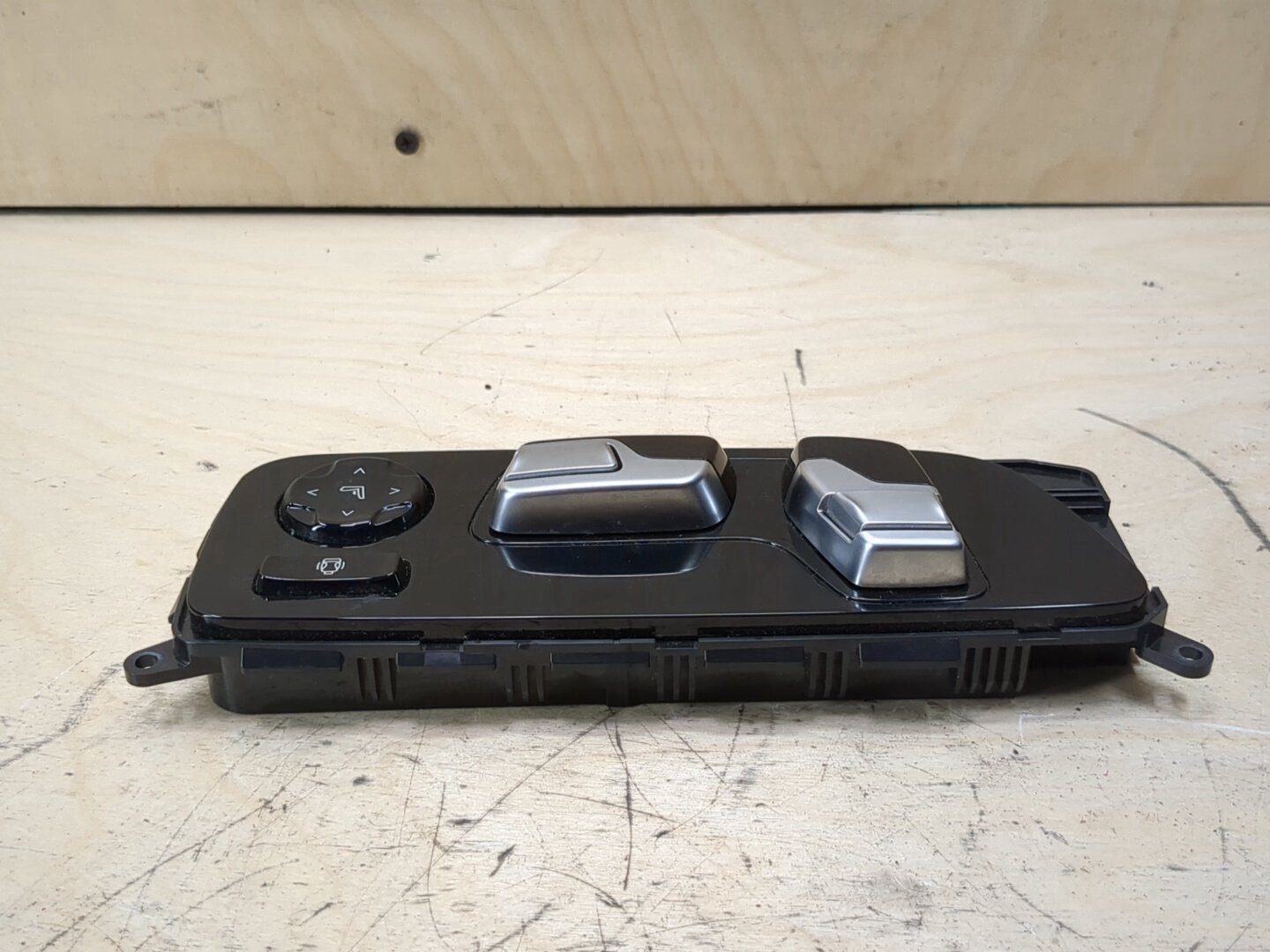 OEM BMW F95 G05 G06 G07 X5 X6 X7 Front Right Passenger Seat Adjust Switch Module