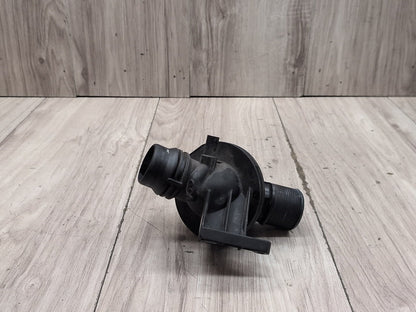 OEM BMW F10 F15 F22 F25 F30 F32 Engine N20 N26 Water Coolant Thermostat Housing
