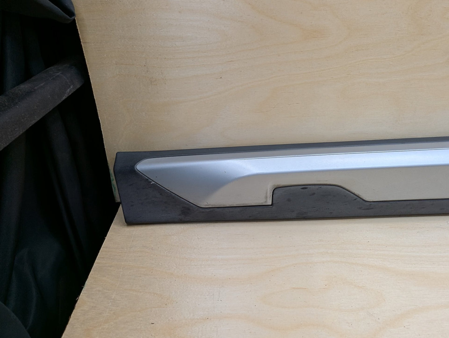 18-24 OEM BMW G01 G02 X3 X4 Front Left Driver Side Door Lower Trim Molding