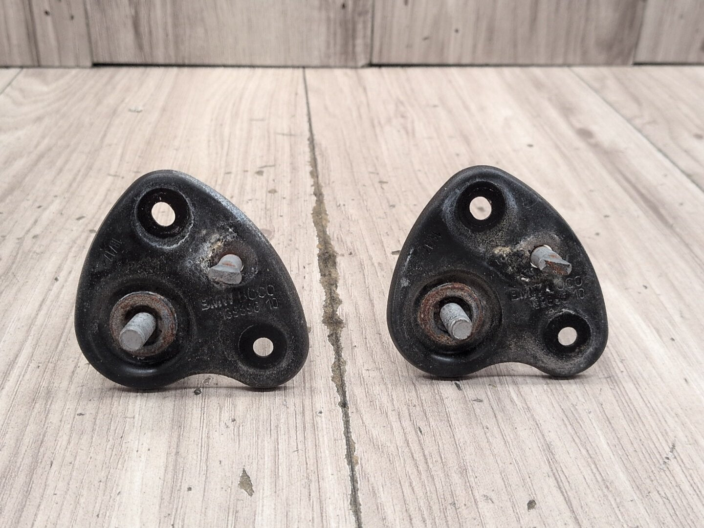 OEM BMW F90 F97 G01 G05 G06 G07 G12* G30 X3 X5 Hood Safety Latch Hook Pair SET