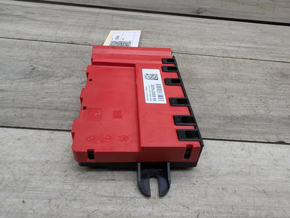 OEM BMW G11 G12 G14 G15 G16 G30 B+ Junction Terminal Power Relay Fuse Box