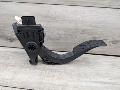 2008 - 2017 Audi S5 8T Gas Accelarator Pedal 4H1723523