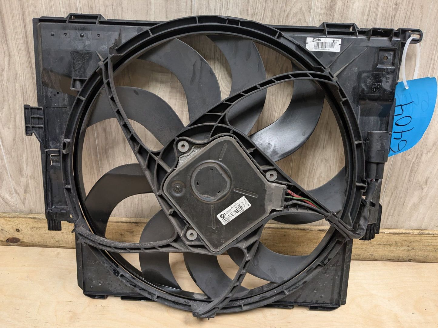 2014-2020 BMW 435i F32 Radiator Fan Shroud Housing w/ Motor 8641964