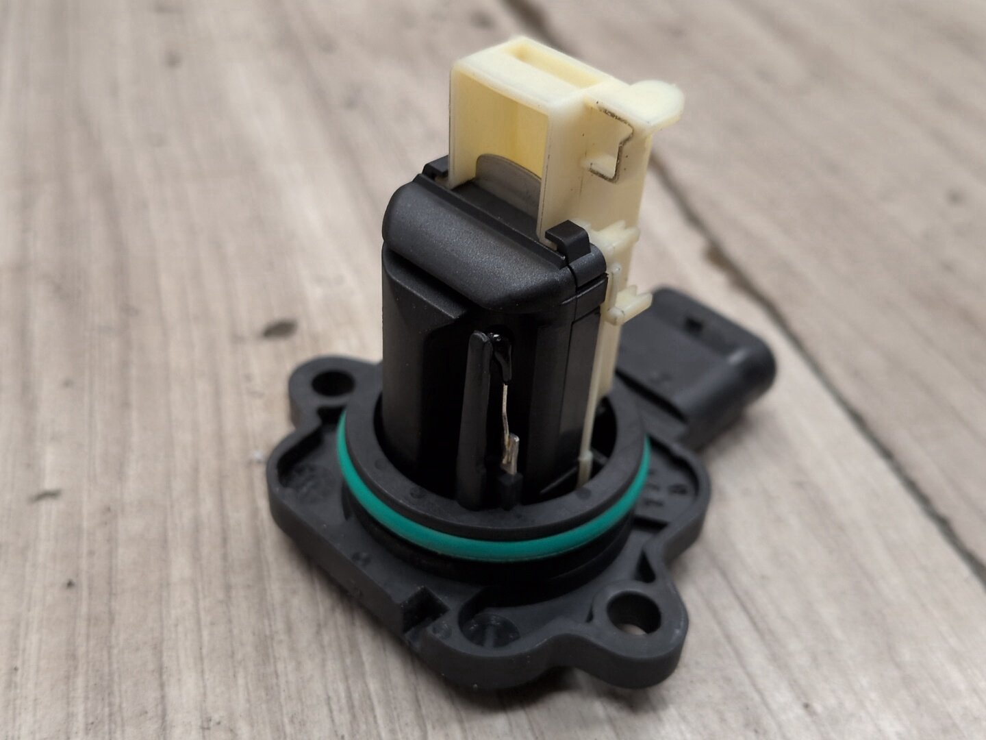 OEM BMW E82 E90 E92 F10 F13 F15 F25 X5 Engine N55 Air Flow Mass MAF Sensor Meter