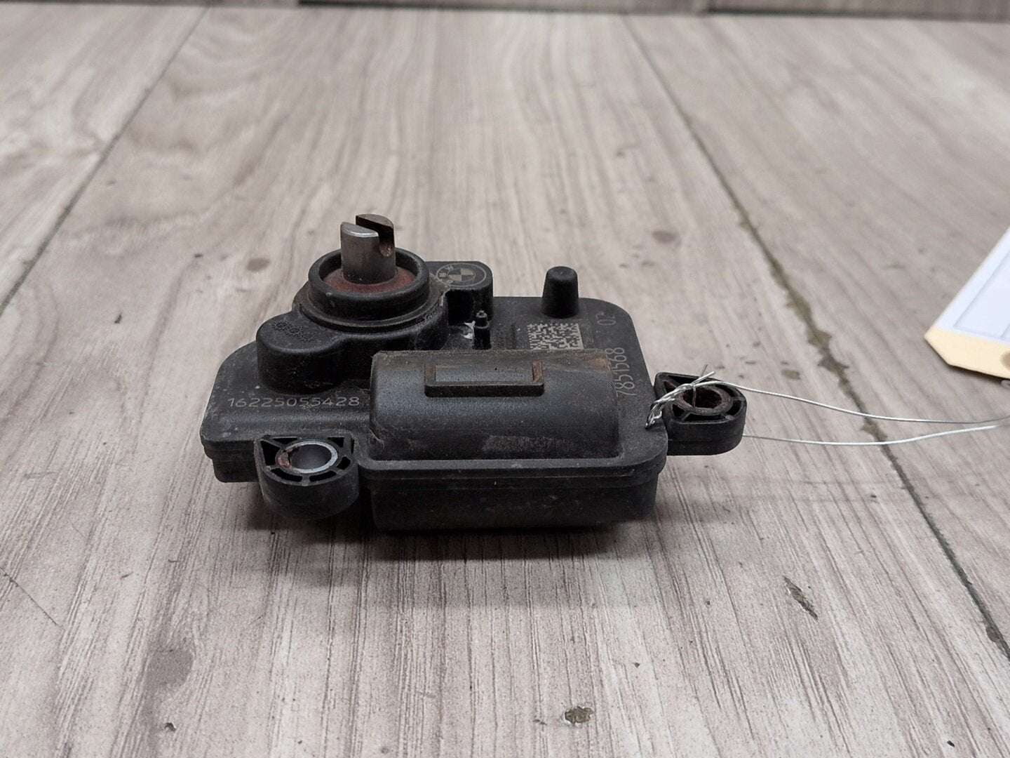 2015 - 2019 BMW X6 F86 Muffler Exhaust Flap Actuator 7851568 S63B44T2