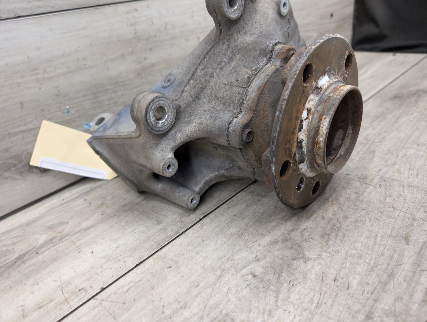 2012-2018 BMW 340i F30 Front Left Driver Spindle Knuckle w/ Bearing 6792287