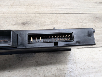 2008-2013 BMW 128i E82 BCM Body Control Module JBBFE 2 9177978