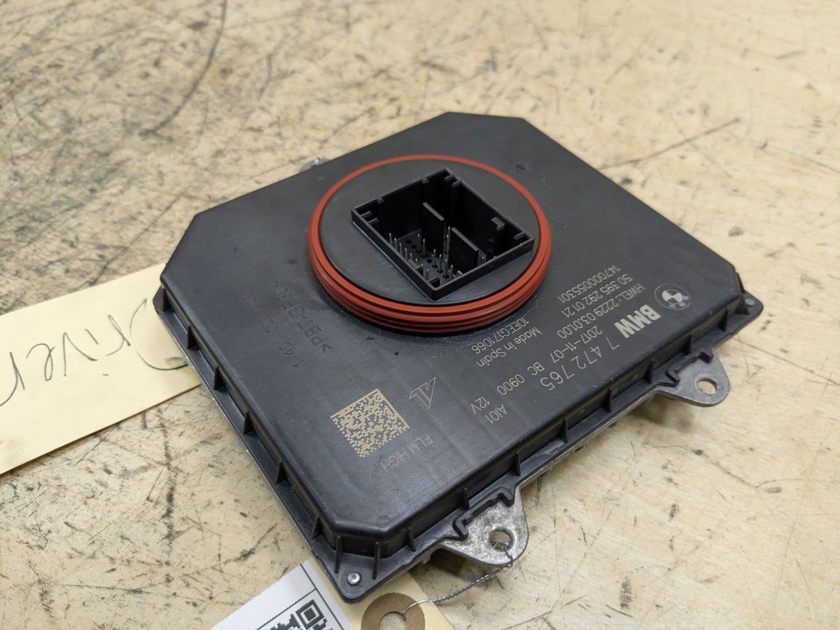 2018-2023 BMW M550i G30 Front Left Driver Headlight Ballast Module 7472765 OEM