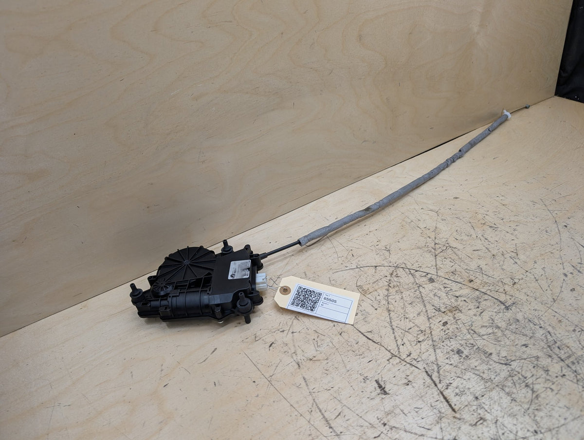 2010-2017 BMW 535i GT xDrive F07 Liftgate Trunk Lid Liftgate Lock Latch Actuator 7211168 OEM