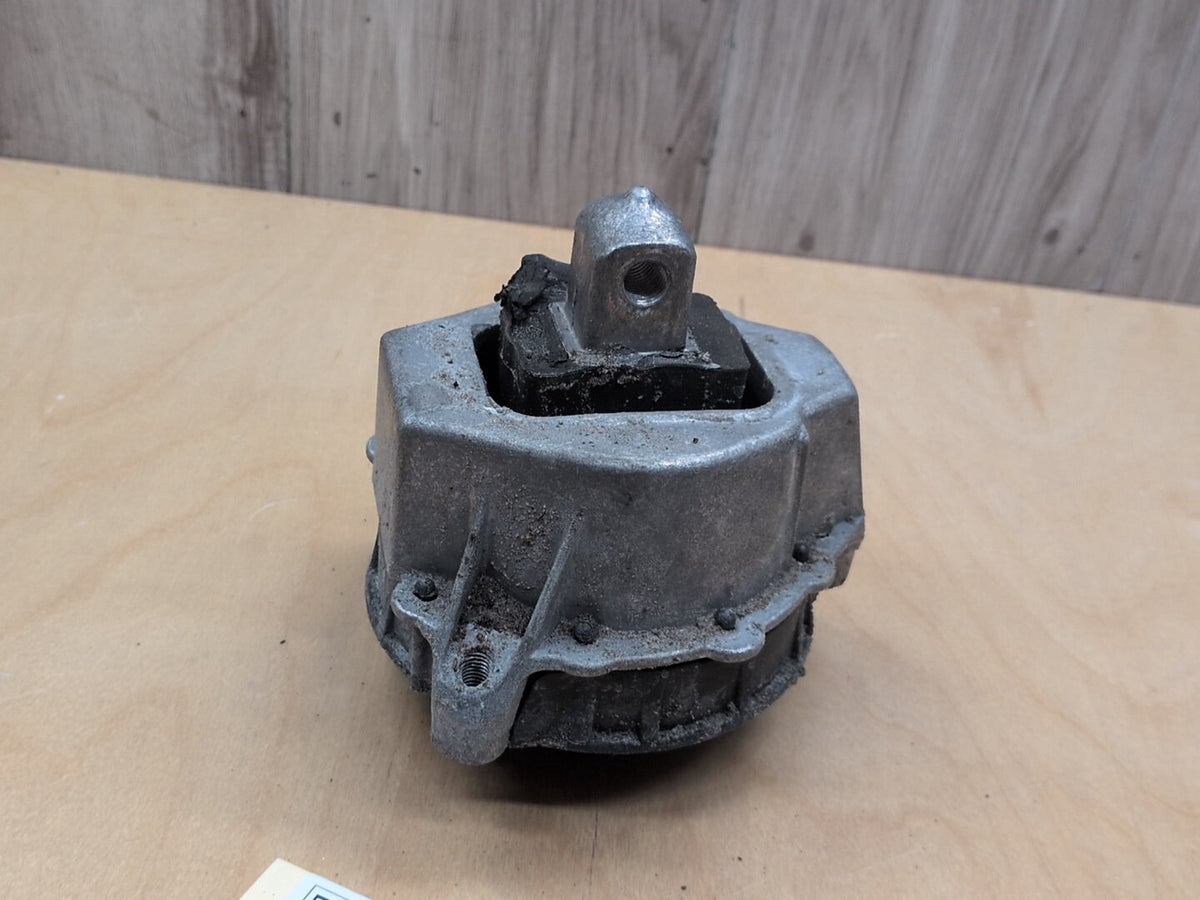 2022-2026 BMW G26 430i B46B20O1 Right Passenger Engine Bracket Support Mount 7581618