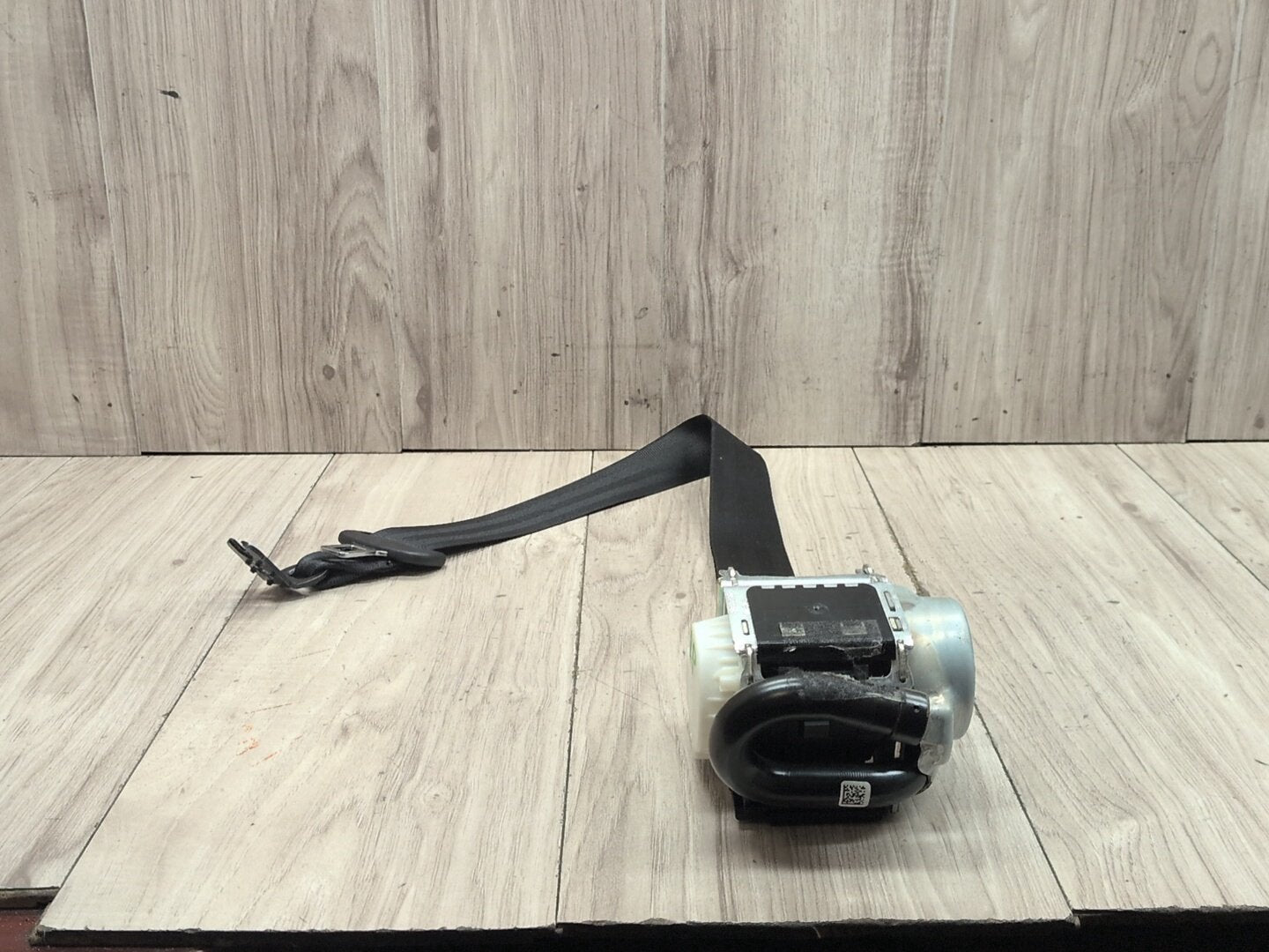 2018-2023 Audi S4 B9 Rear Right Passenger Seatbelt Seat Belt Retractor 8W0857806A