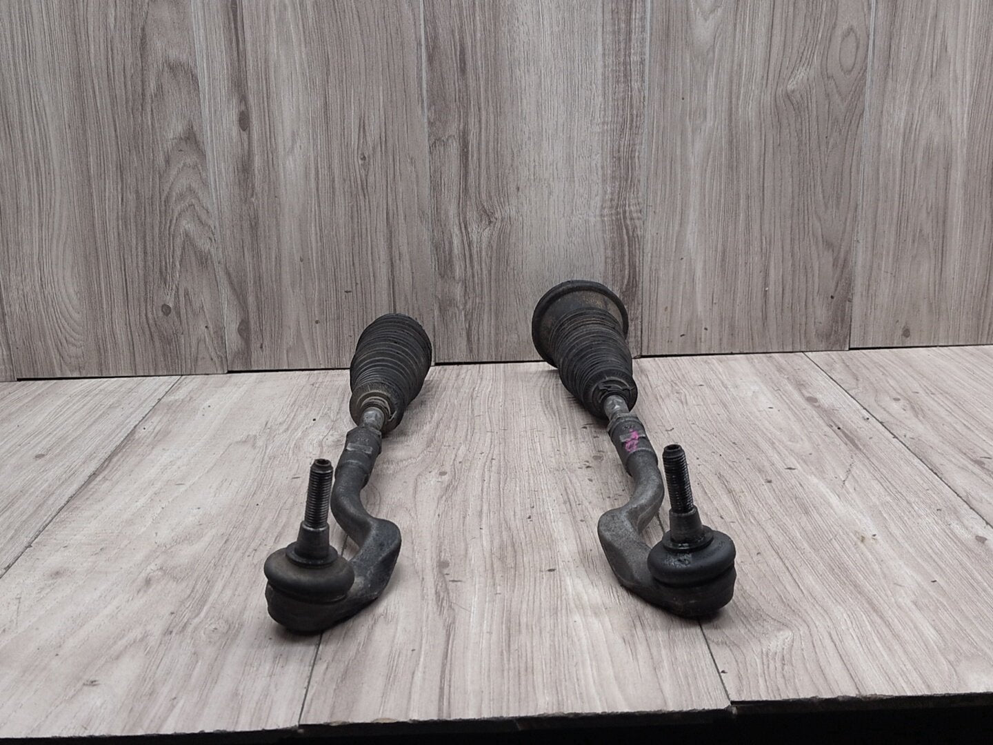 2008 - 2017 Audi S5 8T Left Right Tie Rod W/ Boot SET 4G0423811A