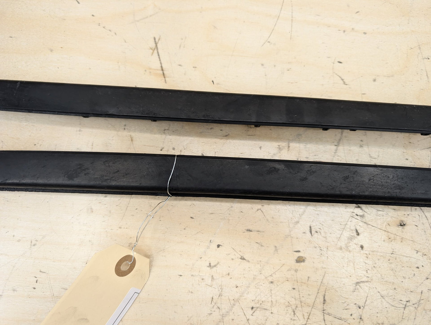 2012-2018 BMW 328i F30 Front Left Right Side Windshield Drip Trim Molding SET 7258188