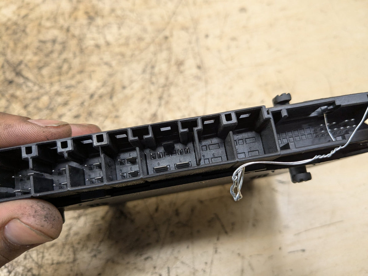07-10 OEM BMW E70 E71 X5 X6 Front Left Driver Seat Memory Control Module