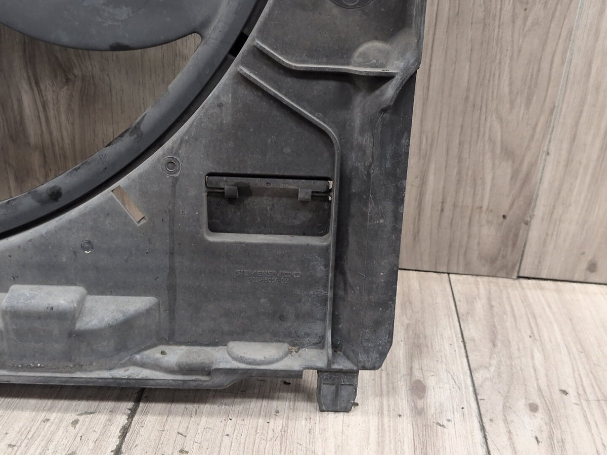2007-2013 BMW X5 E70 Radiator Fan Shroud Housing w/ Motor 7558428