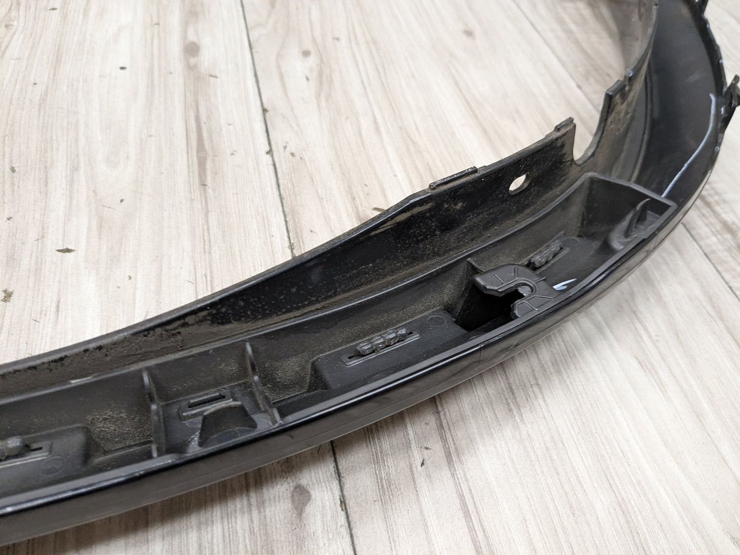 2014 - 2018 BMW X5 F85 Rear Left Driver Fender Flare Arch Trim Molding 7326051 S63B44T2