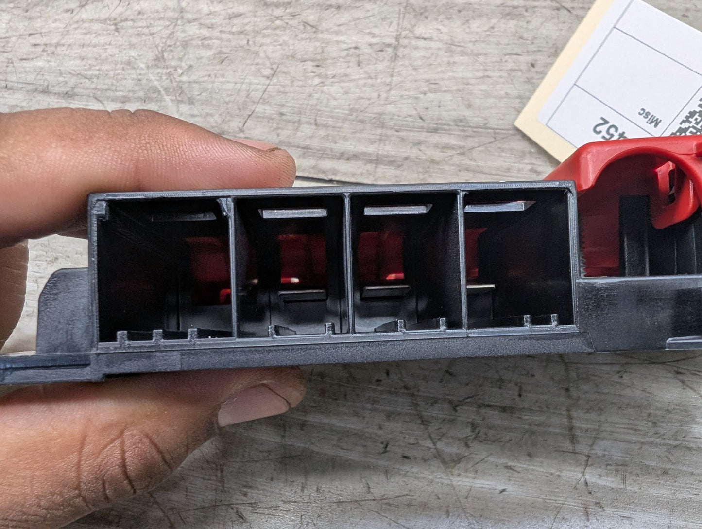 OEM BMW G05 G06 G07 X5 X7 Rear Battery Junction B+ Power Fuse box Distribution