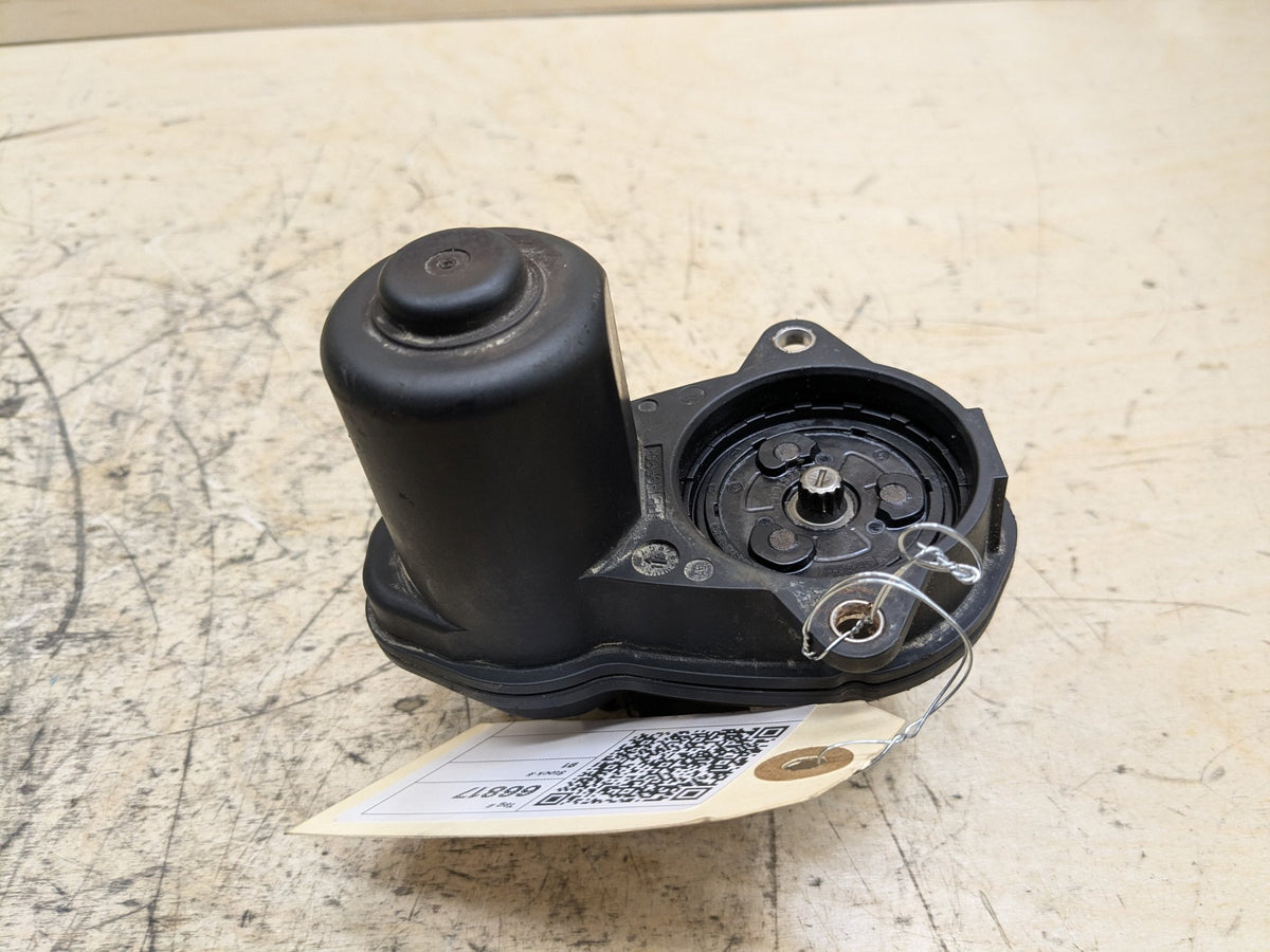 2016-2019 BMW 740Li G12 Rear Left or Right Brake Caliper Actuator 6870567 OEM