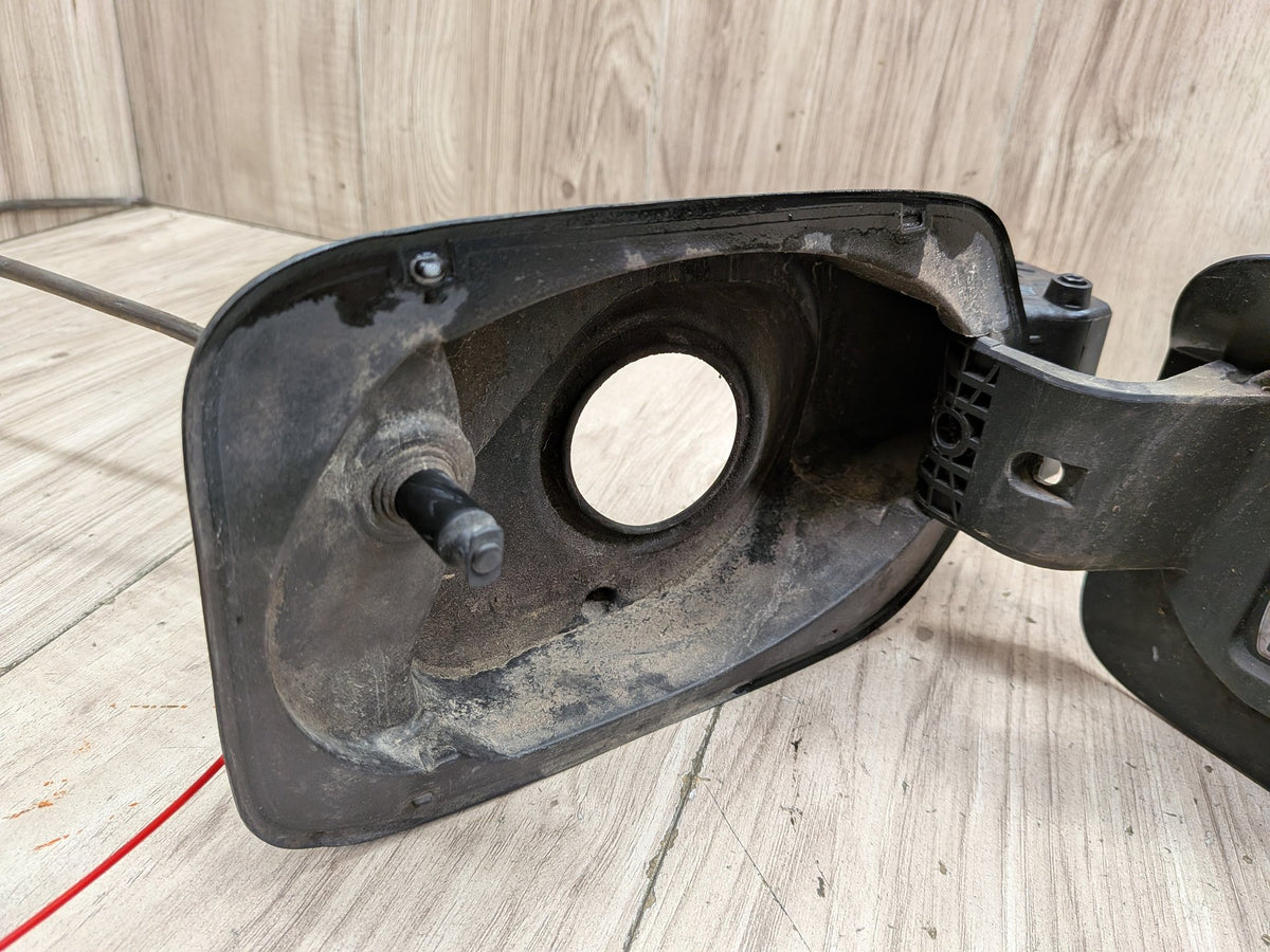 2015-2018 Audi Q3 8U Fuel Gas Tank Filler Cap 8J0010508Q OEM
