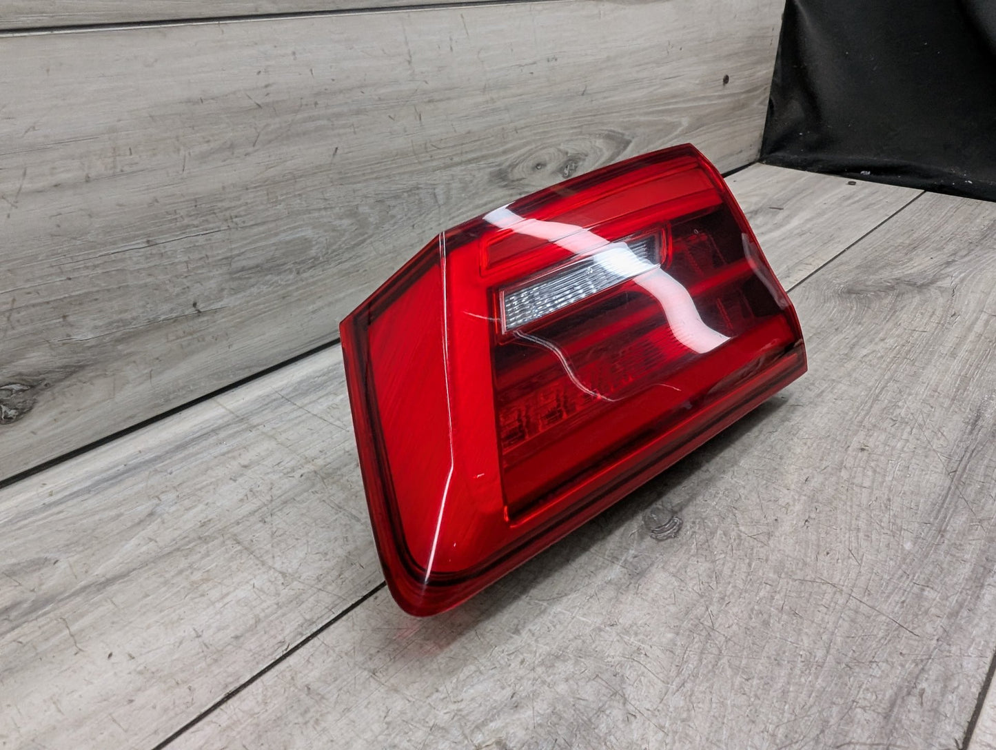 17-20 OEM BMW F90 G30 530 540 M550 M5 Rear Right Passenger Trunk Tail Light