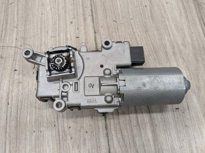 OEM BMW E53 E70 E83 X3 X5 Upper Sunroof Moon Roof Motor Unit
