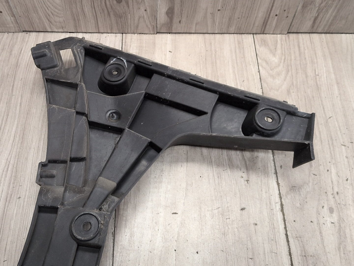 2015-2018 Audi Q3 8U Rear Right Passenger Bumper Support Brackets SET 8U0807454A