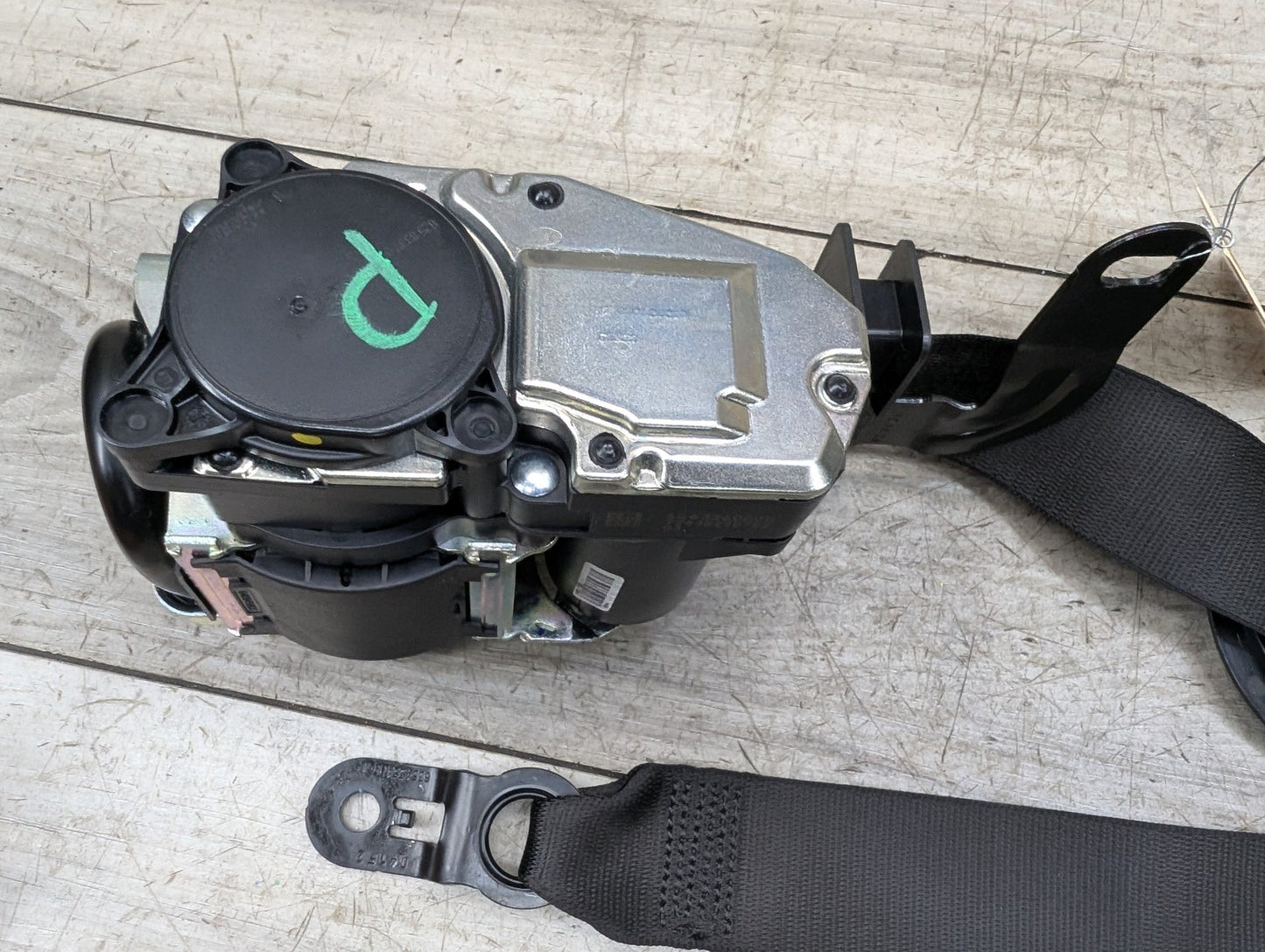 2020-2022 BMW 330i G20 Front Right Passenger Seatbelt Seat Belt Retractor 9460976