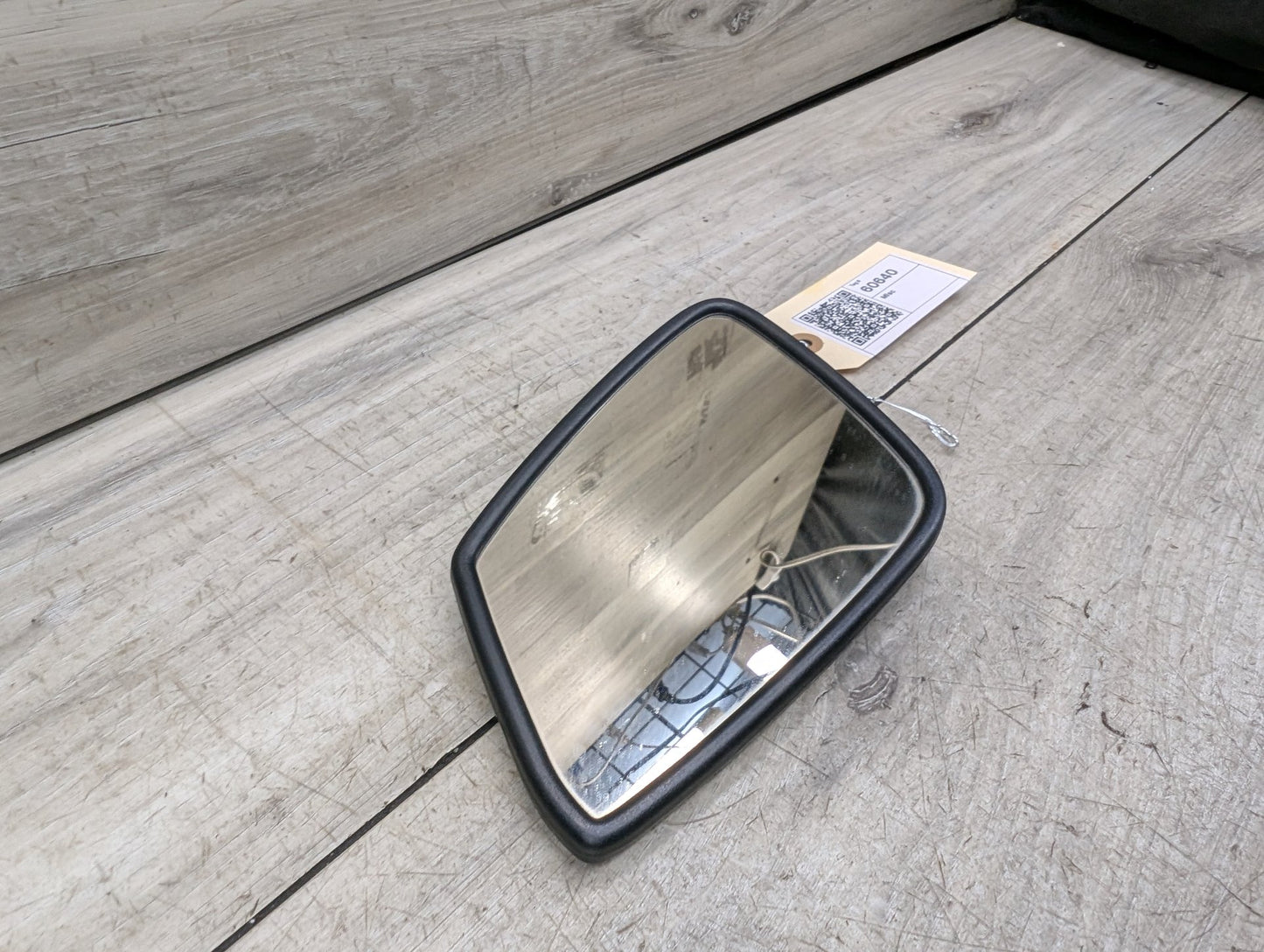 2011-2016 BMW 535i F10 Front Left Driver Side Mirror Glass 7228611