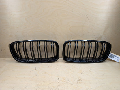 12-18 BMW 328i F30 Front Left Right Upper Bumper Cover Kidney Grilles SET OEM