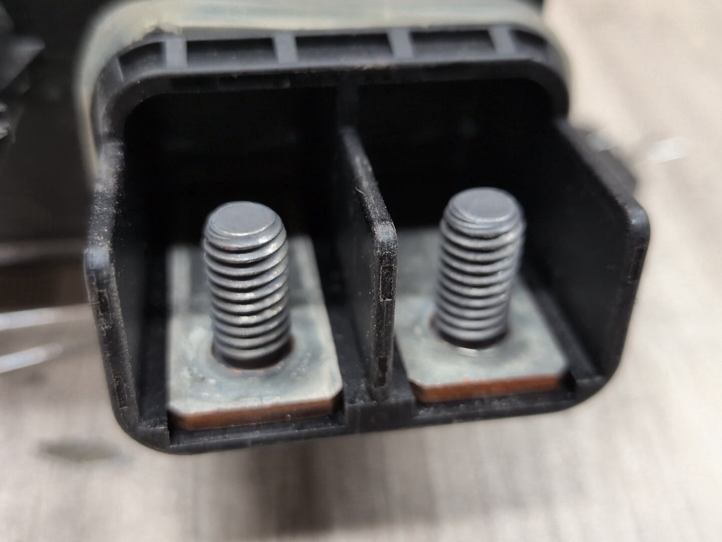2019 - 2026 BMW X5 G05 Cooling Fan Relay Module 6836504 N63B44M3