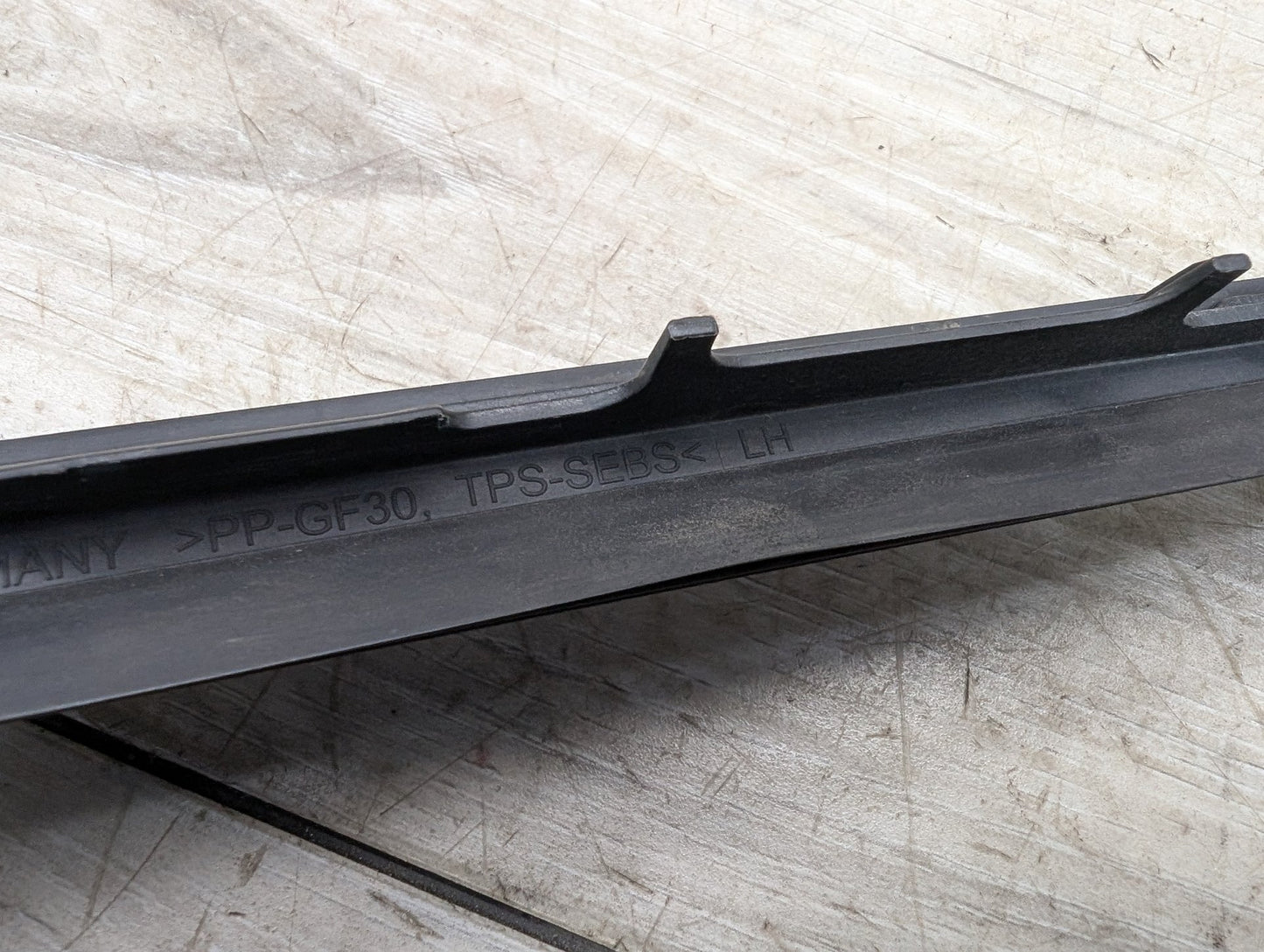 2012-2018 BMW 340i F30 Left Driver Side Windshield Drip Molding Trim 7258187